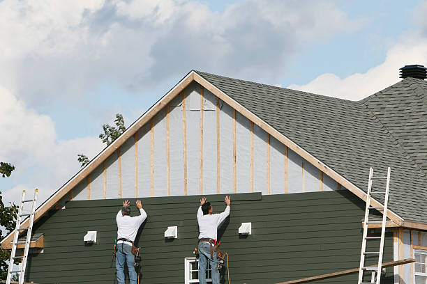 Professional Emergency Siding Repair technician working in Greenbush, VA